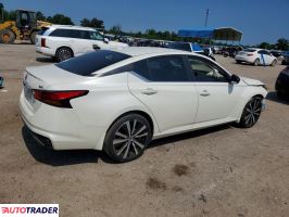 Nissan Altima 2020