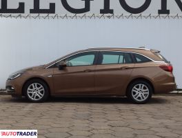 Opel Astra 2017 1.6 108 KM