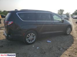 Chrysler Pacifica 2021 3