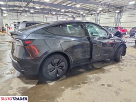 Tesla Model Y 2026