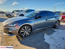 Nissan Altima - zobacz ofertę