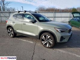 Volvo XC40 2023 2