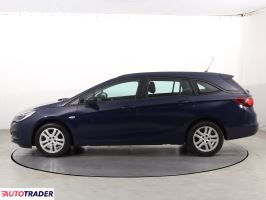 Opel Astra 2017 1.6 108 KM