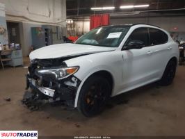 Alfa Romeo Stelvio 2021 2