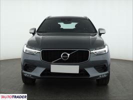 Volvo XC60 2019 2.0 246 KM