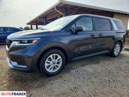 Kia Carnival - zobacz ofertę