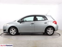 Toyota Auris 2009 1.3 99 KM