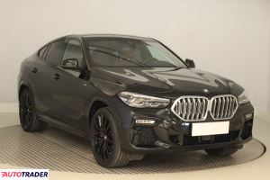 BMW X6 2021 3.0 281 KM