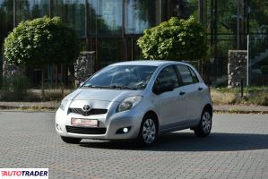 Toyota Yaris 2010 1.4 90 KM Toyota Yaris 2010 1.4 90 KM