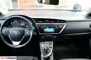 Toyota Auris 2014 1.8 136 KM Toyota Auris 2014 1.8 136 KM