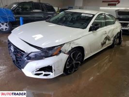 Nissan Altima - zobacz ofertę
