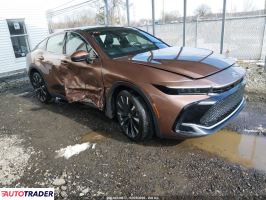 Toyota Crown 2025 2