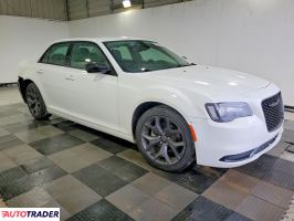 Chrysler 300C 2021 3
