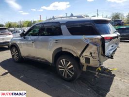 Nissan Pathfinder 2022 3