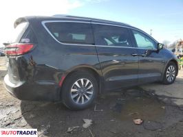 Chrysler Pacifica 2021 3