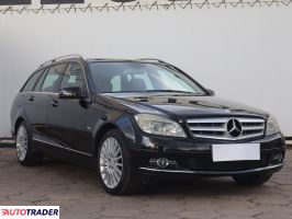 Mercedes C-klasa - zobacz ofertę