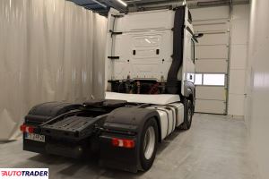 Mercedes Actros