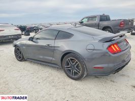 Ford Mustang 2021 5