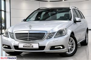 Mercedes E-klasa 2009 3.0 231 KM