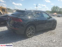 Audi Q8 2021 3