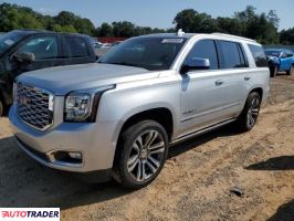 GMC Yukon 2019 6
