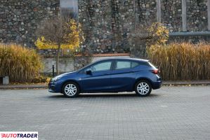 Opel Astra 2020 1.2 110 KM