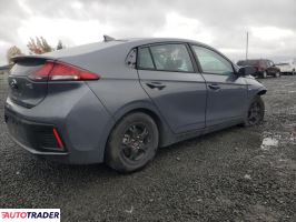 Hyundai IONIQ Hybrid 2019 1