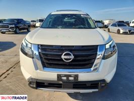 Nissan Pathfinder 2023 3