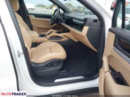 Porsche Cayenne 2024 3