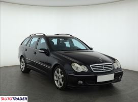 Mercedes C-klasa 2005 2.5 201 KM