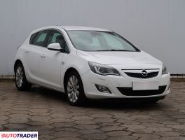 Opel Astra 2012 1.7 108 KM