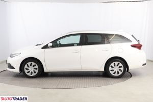 Toyota Auris 2016 1.6 130 KM Toyota Auris 2016 1.6 130 KM