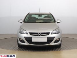 Opel Astra 2018 1.4 138 KM