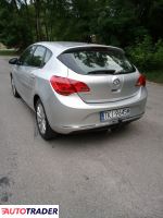 Opel Astra 2014 0.1 1686 KM