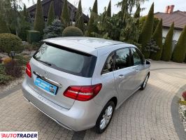 Mercedes B-klasa 2015 1.5 109 KM