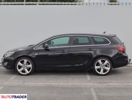 Opel Astra 2011 1.6 177 KM