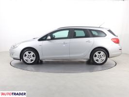 Opel Astra 2011 1.7 108 KM