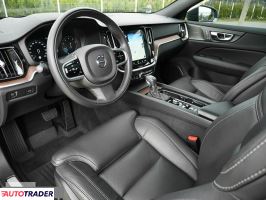 Volvo V60 2020 2 250 KM