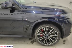 BMW X5 2024 3.0 340 KM