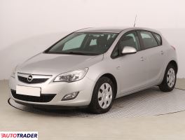 Opel Astra 2011 1.6 113 KM