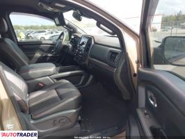 Nissan Titan 2022 5