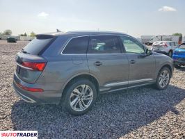 Audi Q7 2021 3
