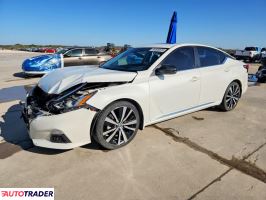 Nissan Altima - zobacz ofertę