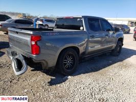 Chevrolet Silverado 2020 4
