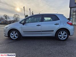 Toyota Auris 2011 1.6 132 KM