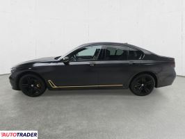 BMW 730 2018 3.0 265 KM