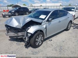 Nissan Altima 2021 2