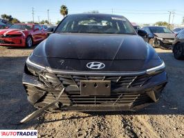 Hyundai Elantra 2025 2