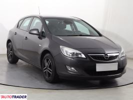 Opel Astra 2012 1.4 99 KM