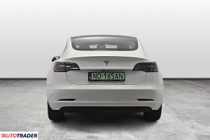 Tesla Model 3 2023 283 KM
